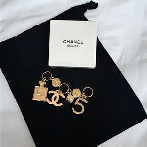 CHANEL Gold CC, No.5 & Perfume Bottle Charm Earrings - Gold